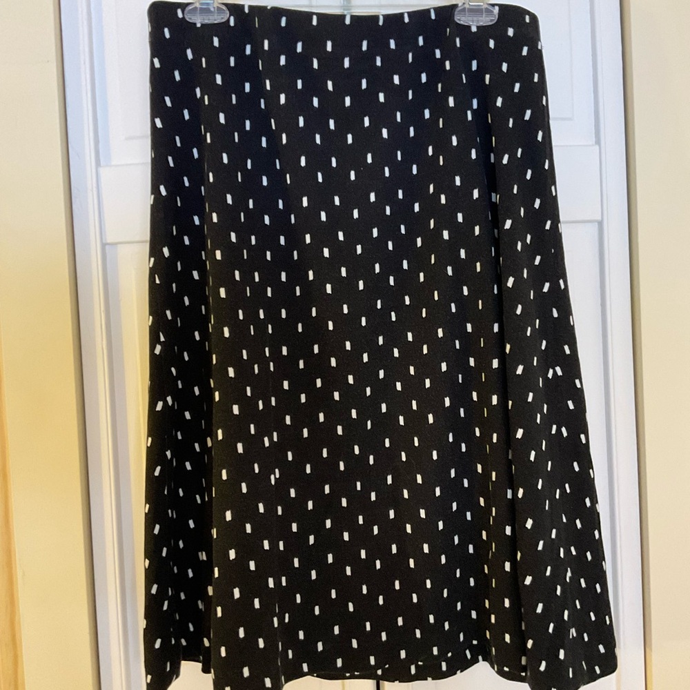 ❌SALE❌ Ann Taylor Elastic Waist Patterned Skirt
